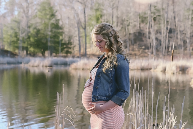 Blonde hair mama Maternity Session baby bump